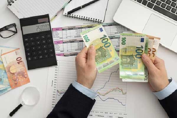 生意社：地缘预期反转主导油市剧烈震荡 油价暴跌超11%