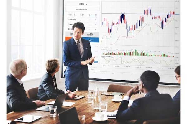 生意社：地缘预期反转主导油市剧烈震荡 油价暴跌超11%